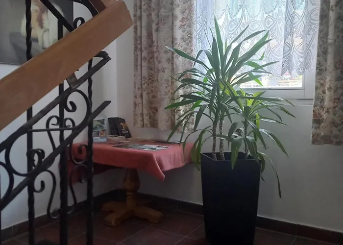 Korona Przy Termach Cieplickich 10proc Rabatu Do Term Cieplice Self Check In 24h 3* Jelenia Gora